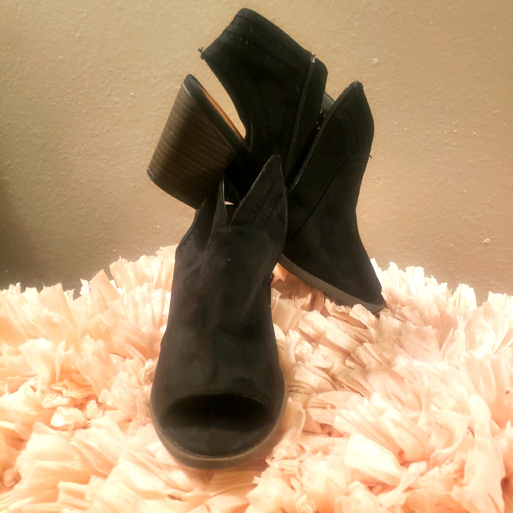 Heeled boot